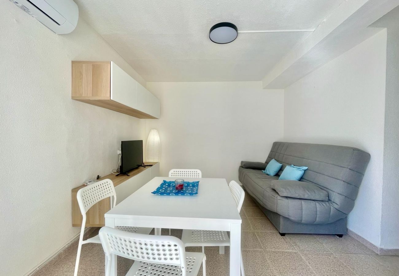 Apartment in Benidorm - REX LEVANTE BEACH AND SUN N007