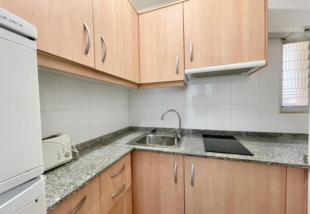 Apartment in Benidorm - REX LEVANTE BEACH AND SUN N007