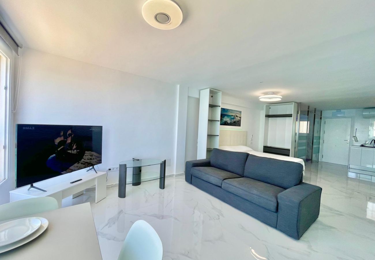 Studio in Benidorm - TORRE PRINCIPADO SEAFRONT STUDIO (N108)