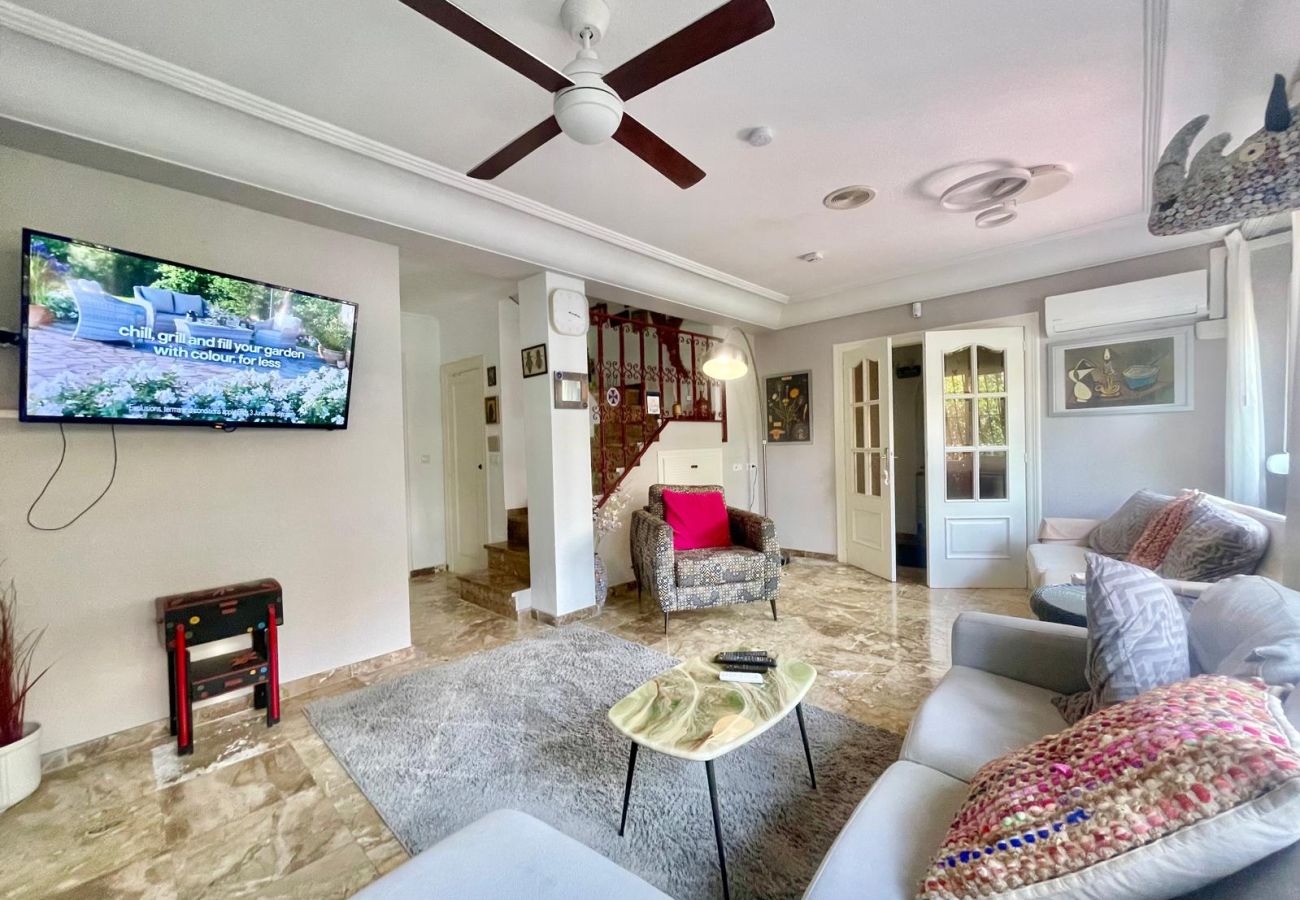 House in Benidorm - PALOMA CASA (N066)