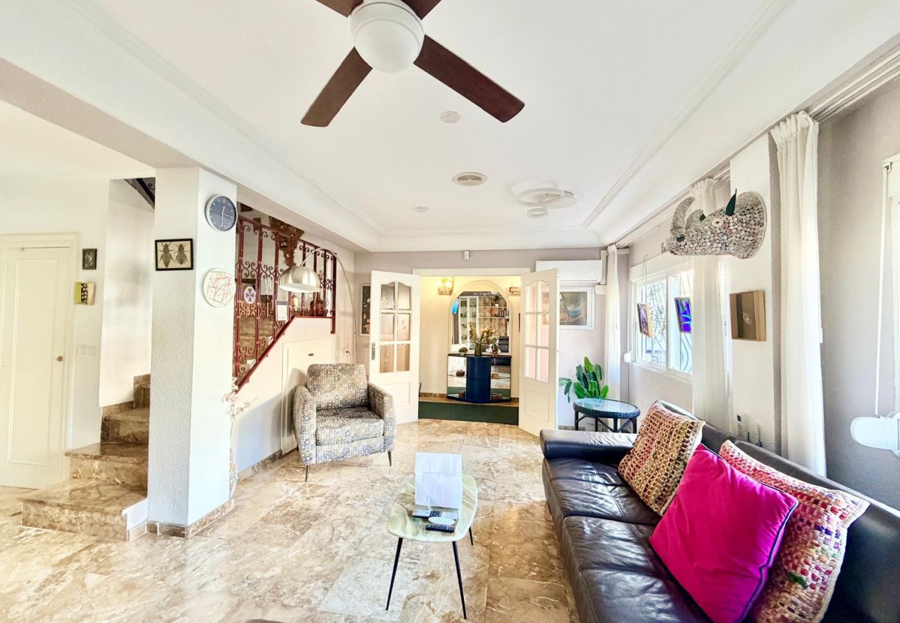 House in Benidorm - PALOMA CASA (N066)