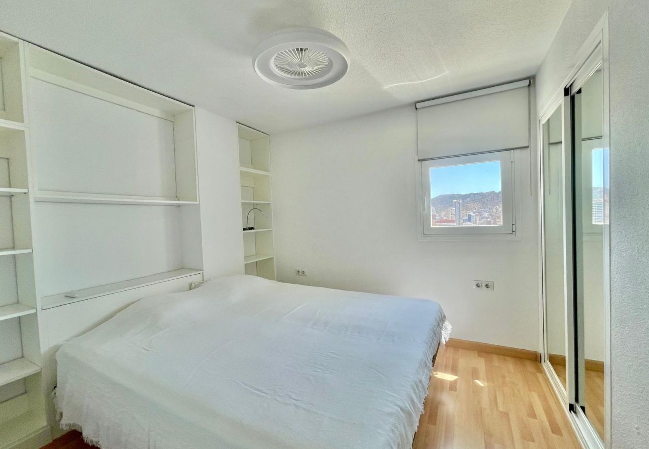 Apartment in Benidorm - TORRE COBLANCA SEFRONT APARTMENT (N096)