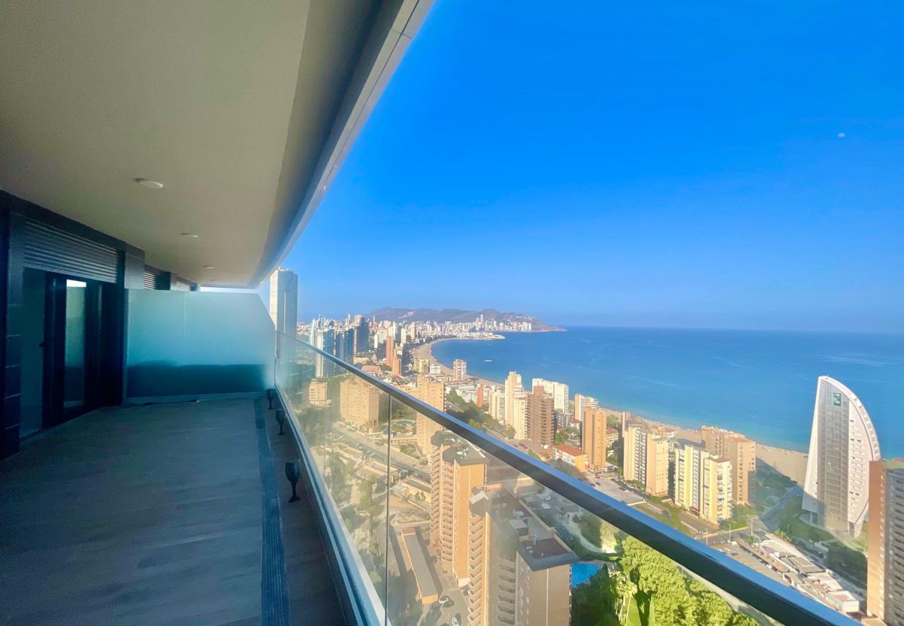 Apartment in Benidorm - BENIDORM BEACH URBANISATION PONIENTE BENIDORM (N153)