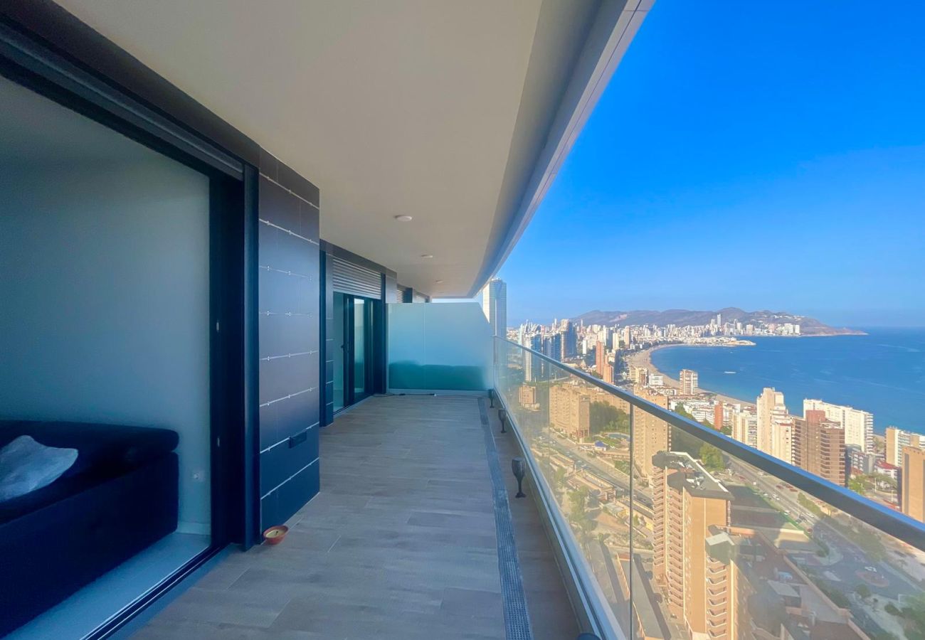 Apartment in Benidorm - BENIDORM BEACH URBANISATION PONIENTE BENIDORM (N153)