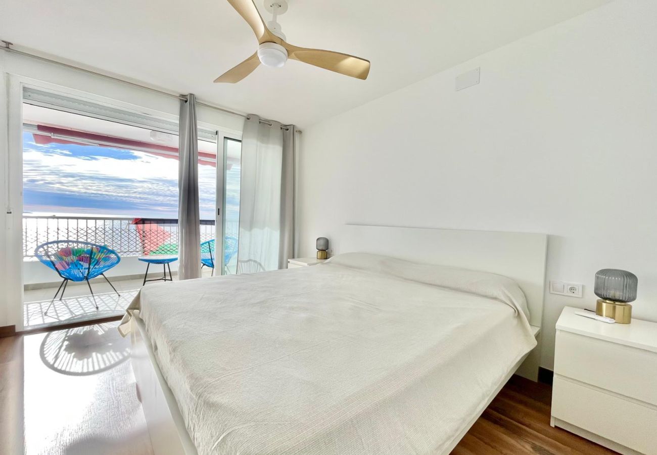 Apartment in Benidorm - PONIENTE LUXURY SEAFRONT N175