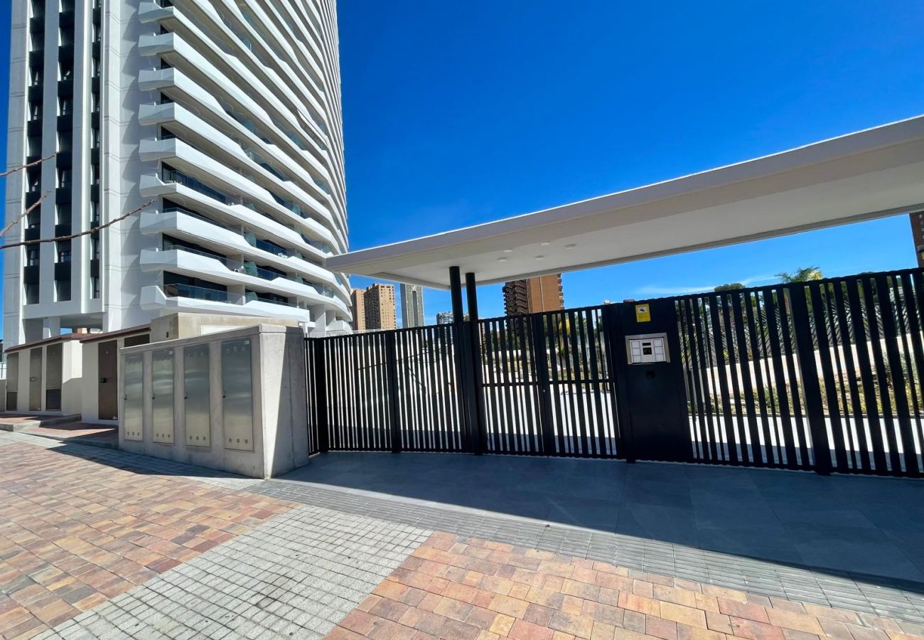 Apartment in Benidorm - LUXURY BENIDORM BEACH PONIENTE N107