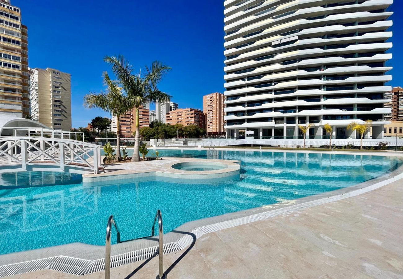 Apartment in Benidorm - LUXURY BENIDORM BEACH PONIENTE N107