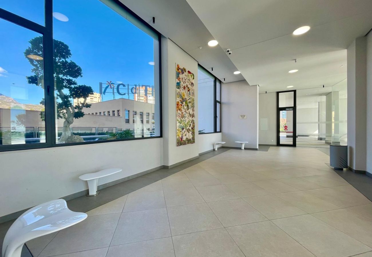 Apartment in Benidorm - LUXURY BENIDORM BEACH PONIENTE N107