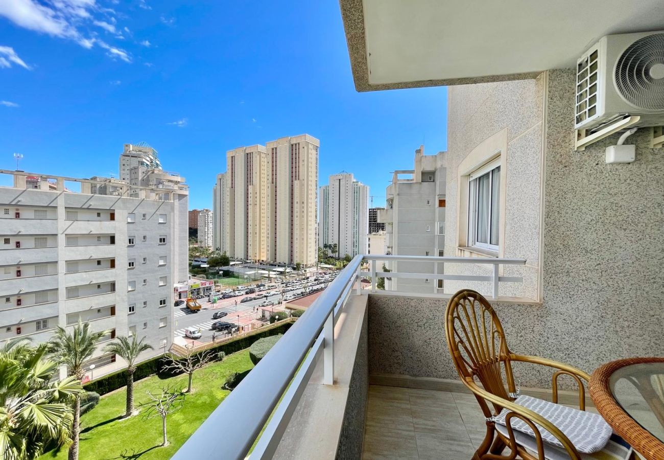 Apartment in Benidorm - AQUAVIVA BEACH N041