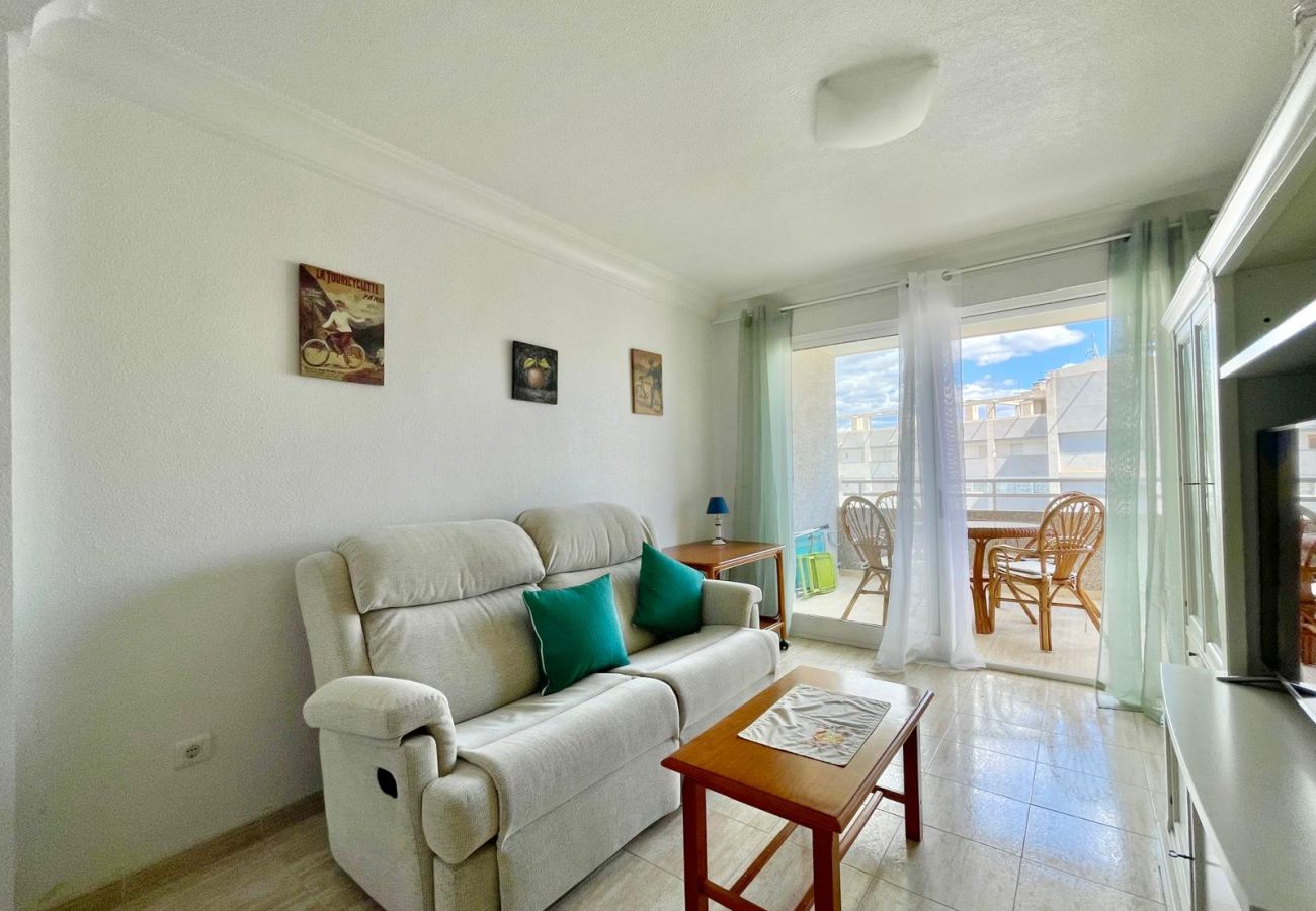 Apartment in Benidorm - AQUAVIVA BEACH N041