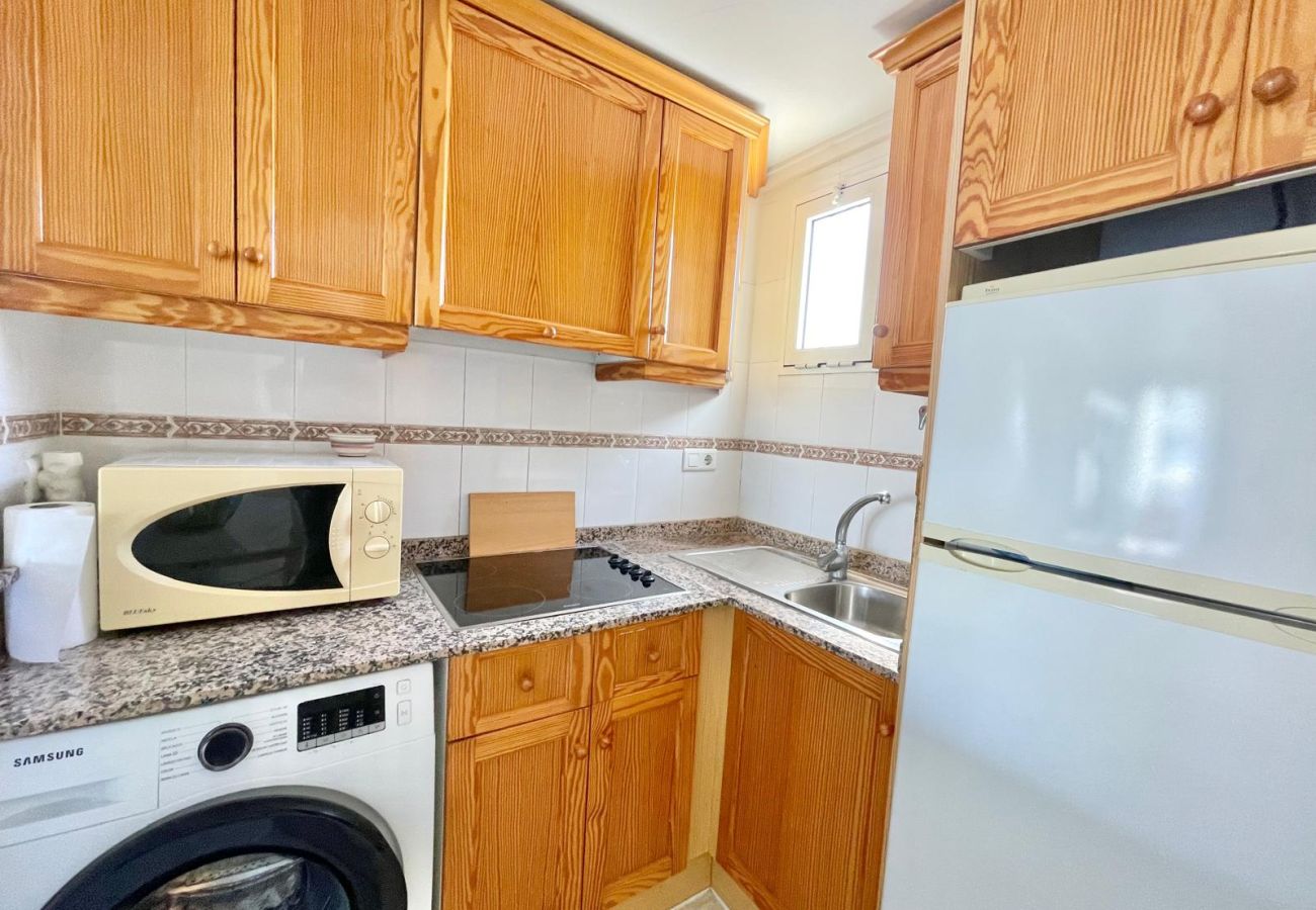 Apartment in Benidorm - AQUAVIVA BEACH N041