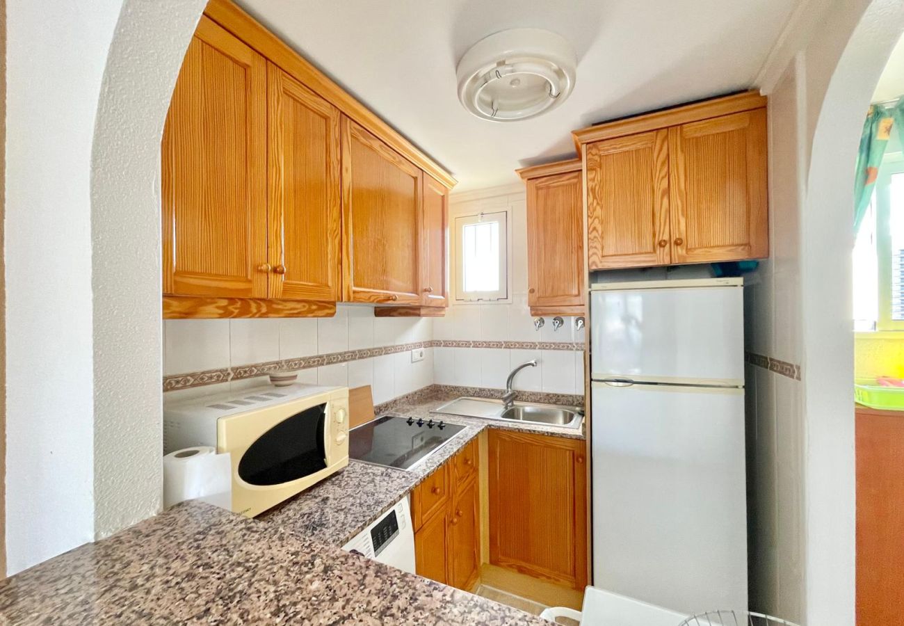 Apartment in Benidorm - AQUAVIVA BEACH N041