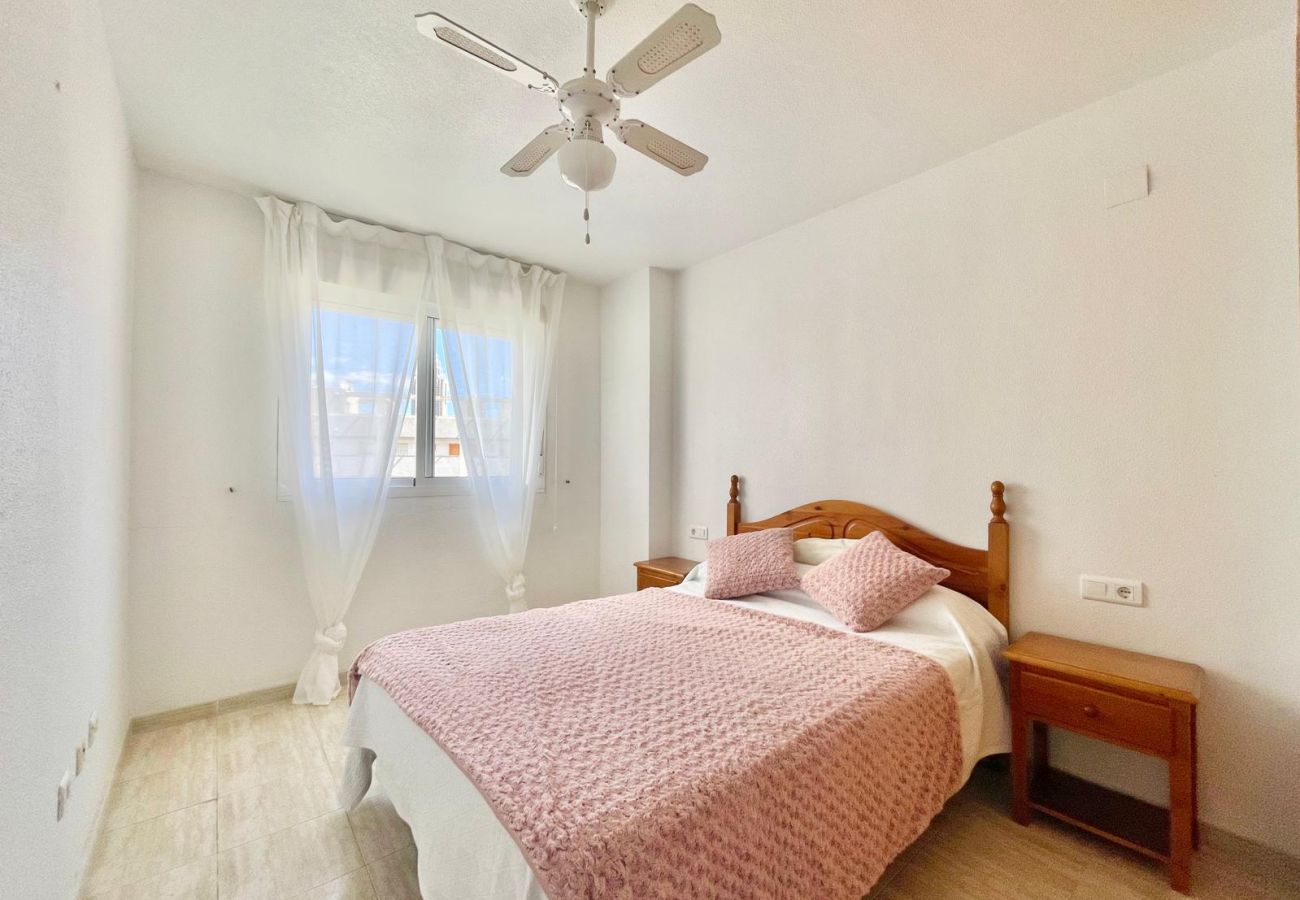 Apartment in Benidorm - AQUAVIVA BEACH N041