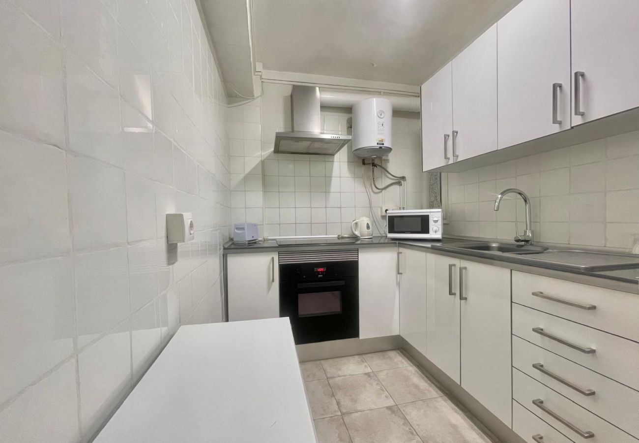 Apartment in Benidorm - GAMBO CENTER A019