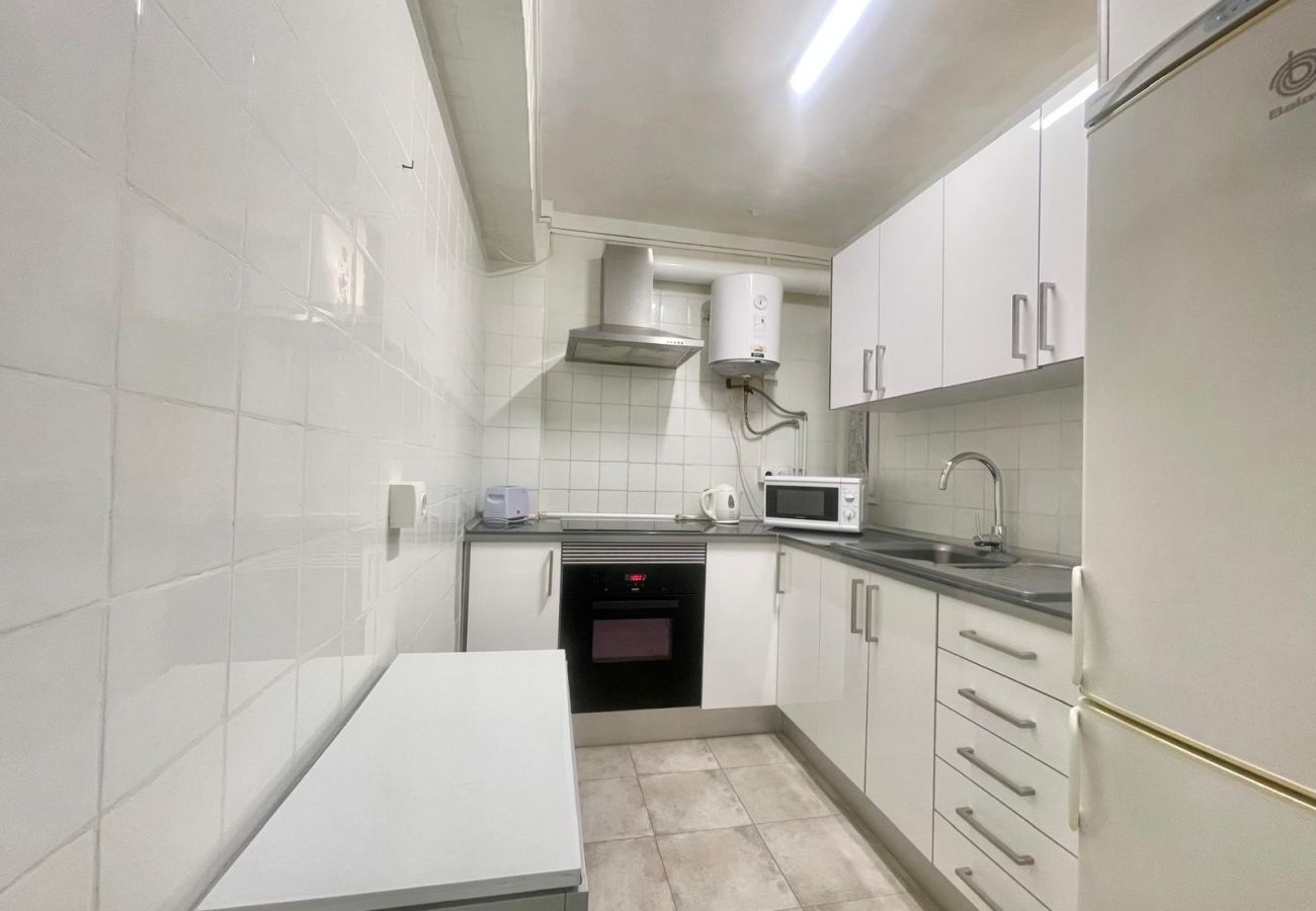 Apartment in Benidorm - GAMBO CENTER A019