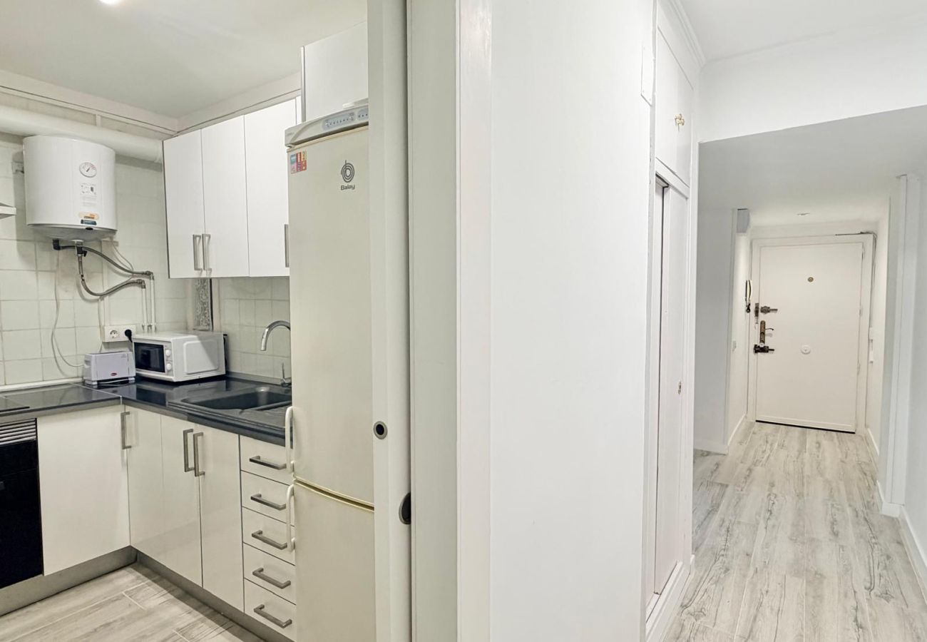 Apartment in Benidorm - GAMBO CENTER A019