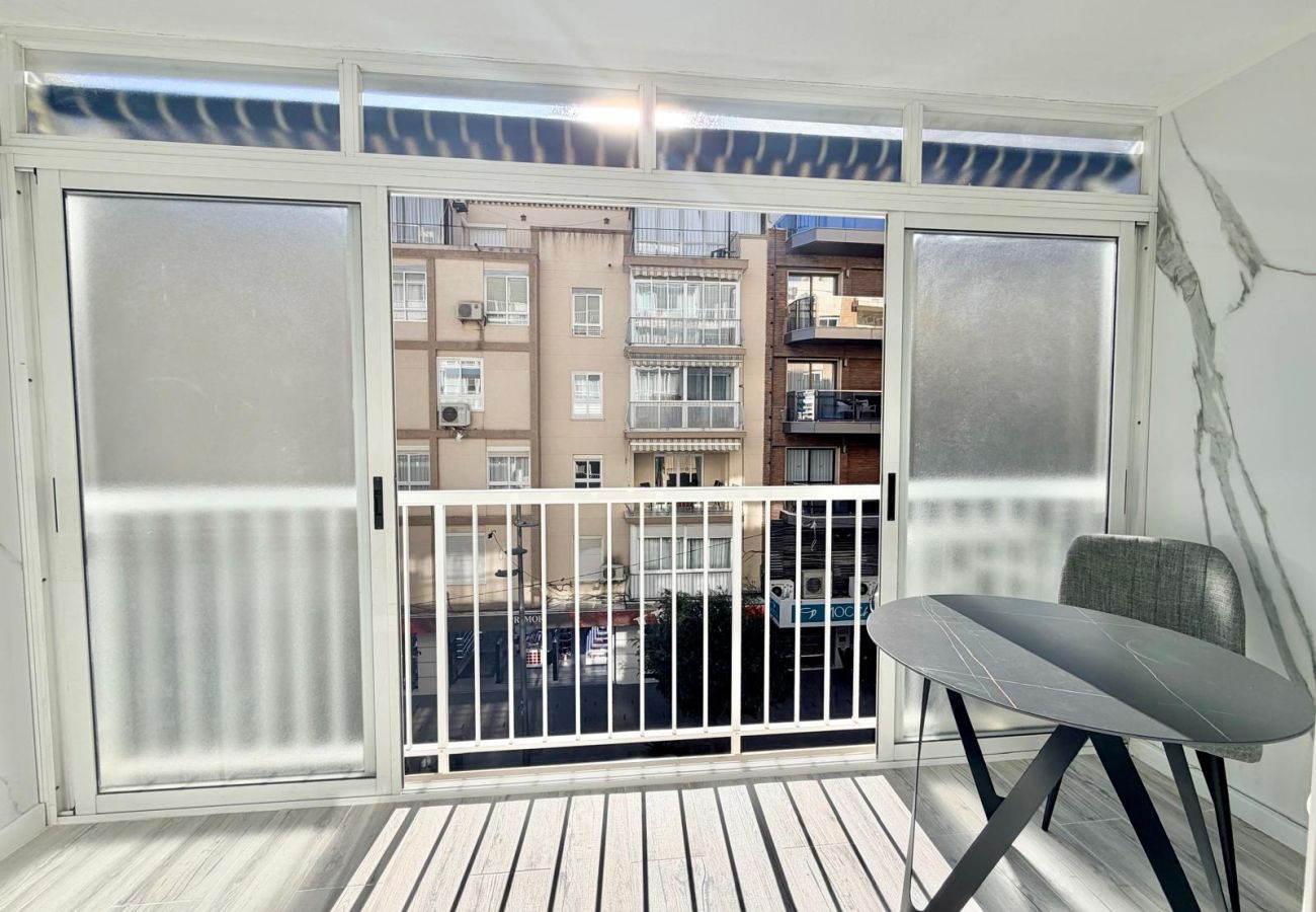Apartment in Benidorm - GAMBO CENTER A019
