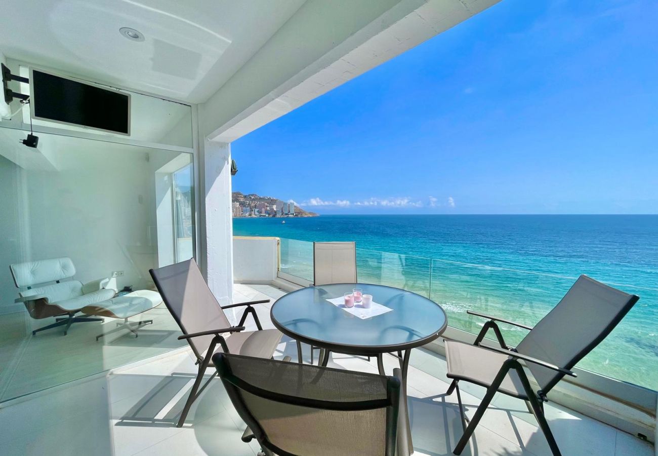 Apartment in Benidorm - EMALCO SEAFRONT MODERN APARTMENT A061