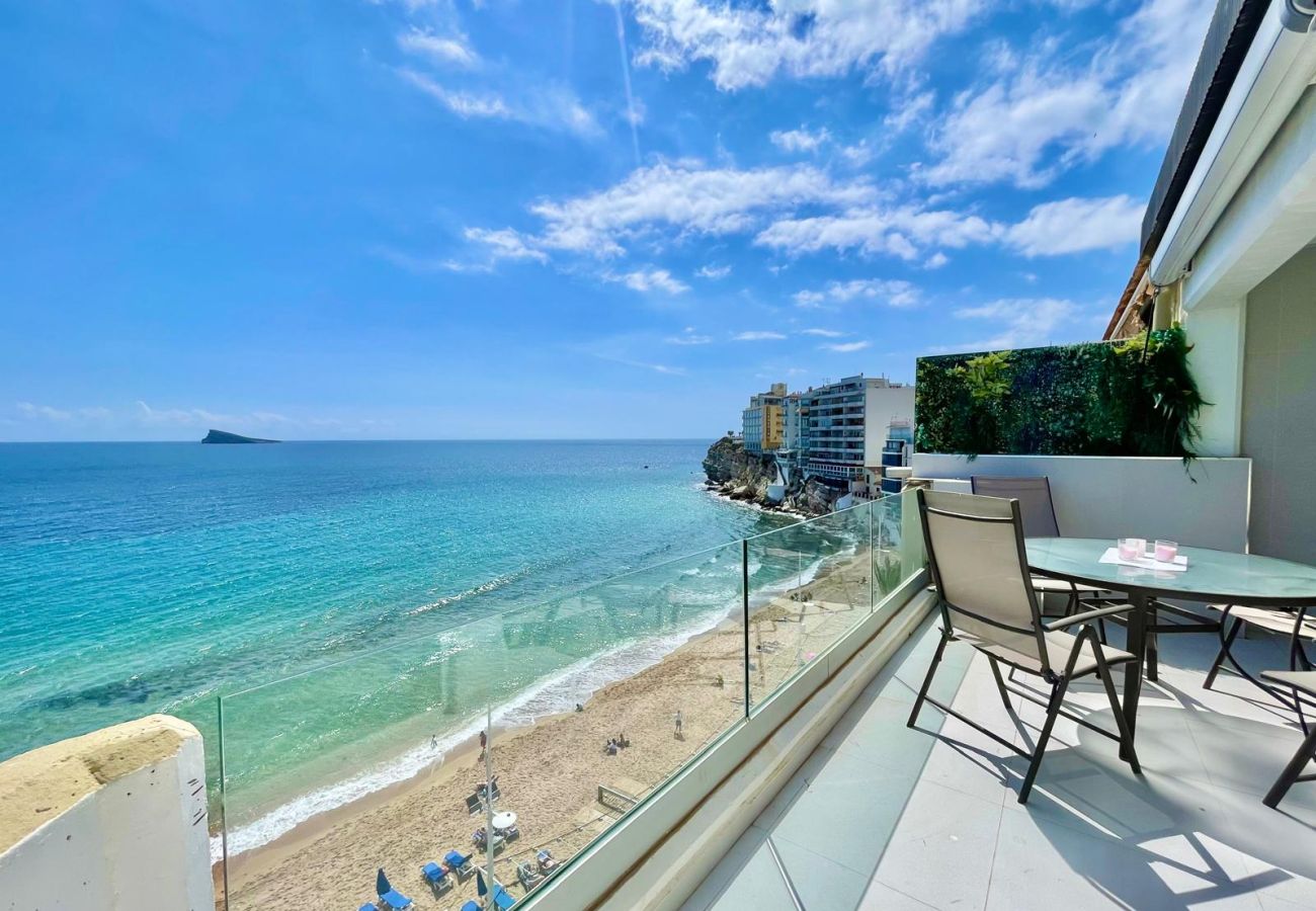 Apartment in Benidorm - EMALCO SEAFRONT MODERN APARTMENT A061