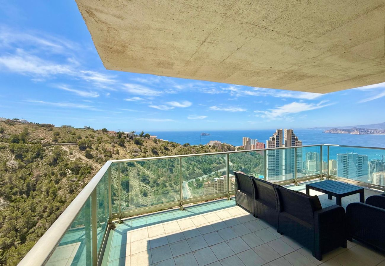 Apartment in Benidorm - LUGANO 27 FLOOR N162