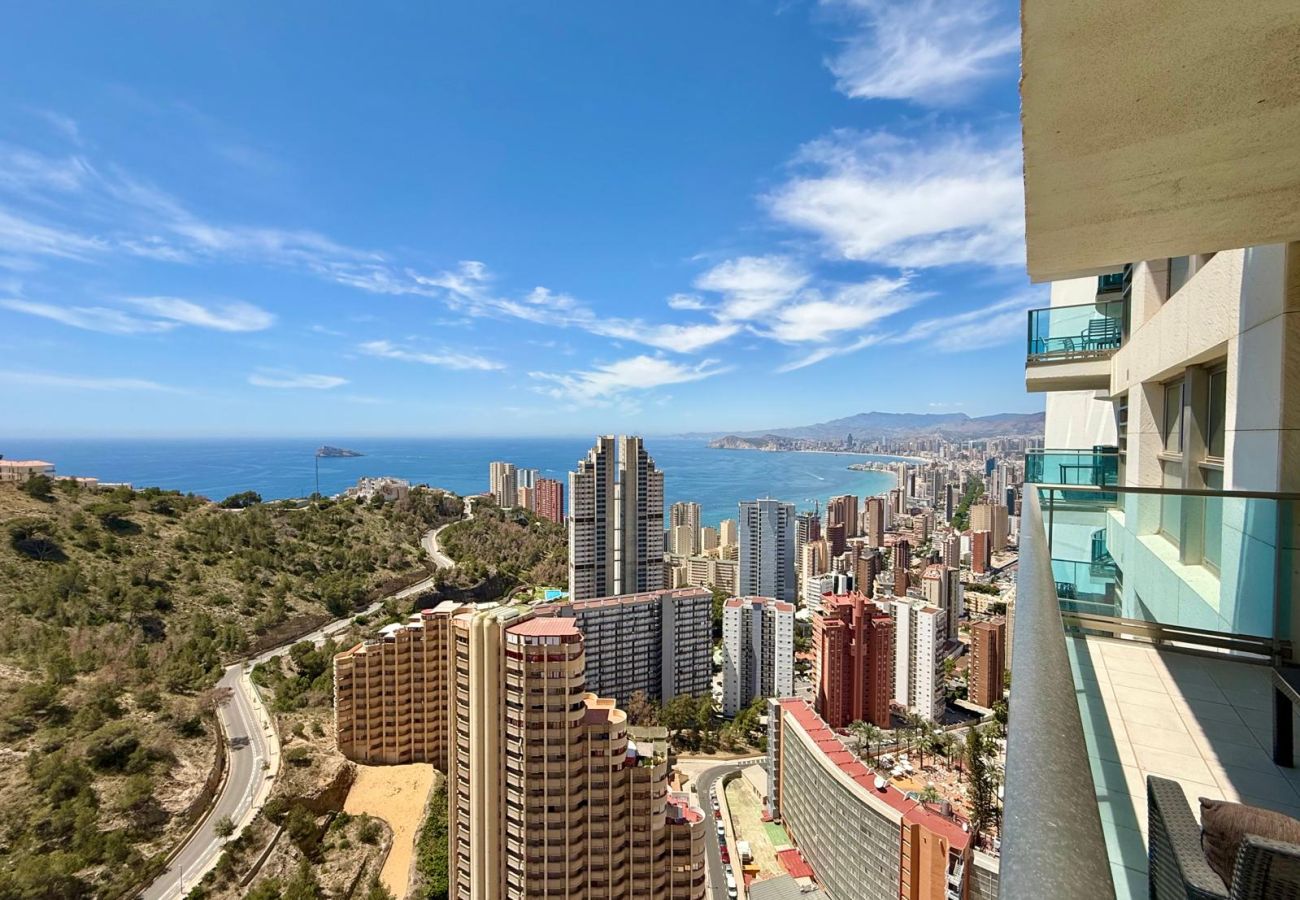 Apartment in Benidorm - LUGANO 27 FLOOR N162