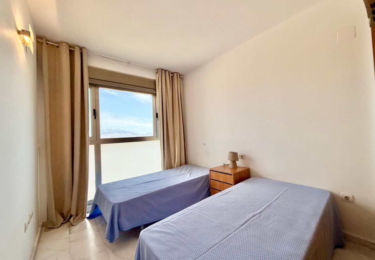 Apartment in Benidorm - LUGANO 27 FLOOR N162