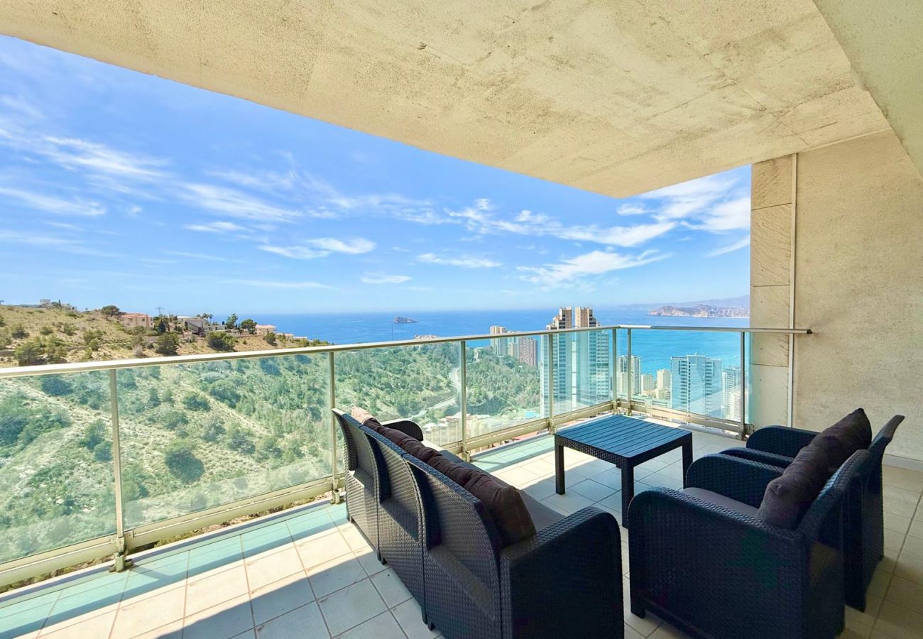 Apartment in Benidorm - LUGANO 27 FLOOR N162
