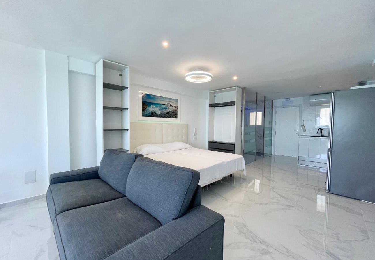 Studio in Benidorm - TORRE PRINCIPADO SEAFRONT STUDIO (N108)