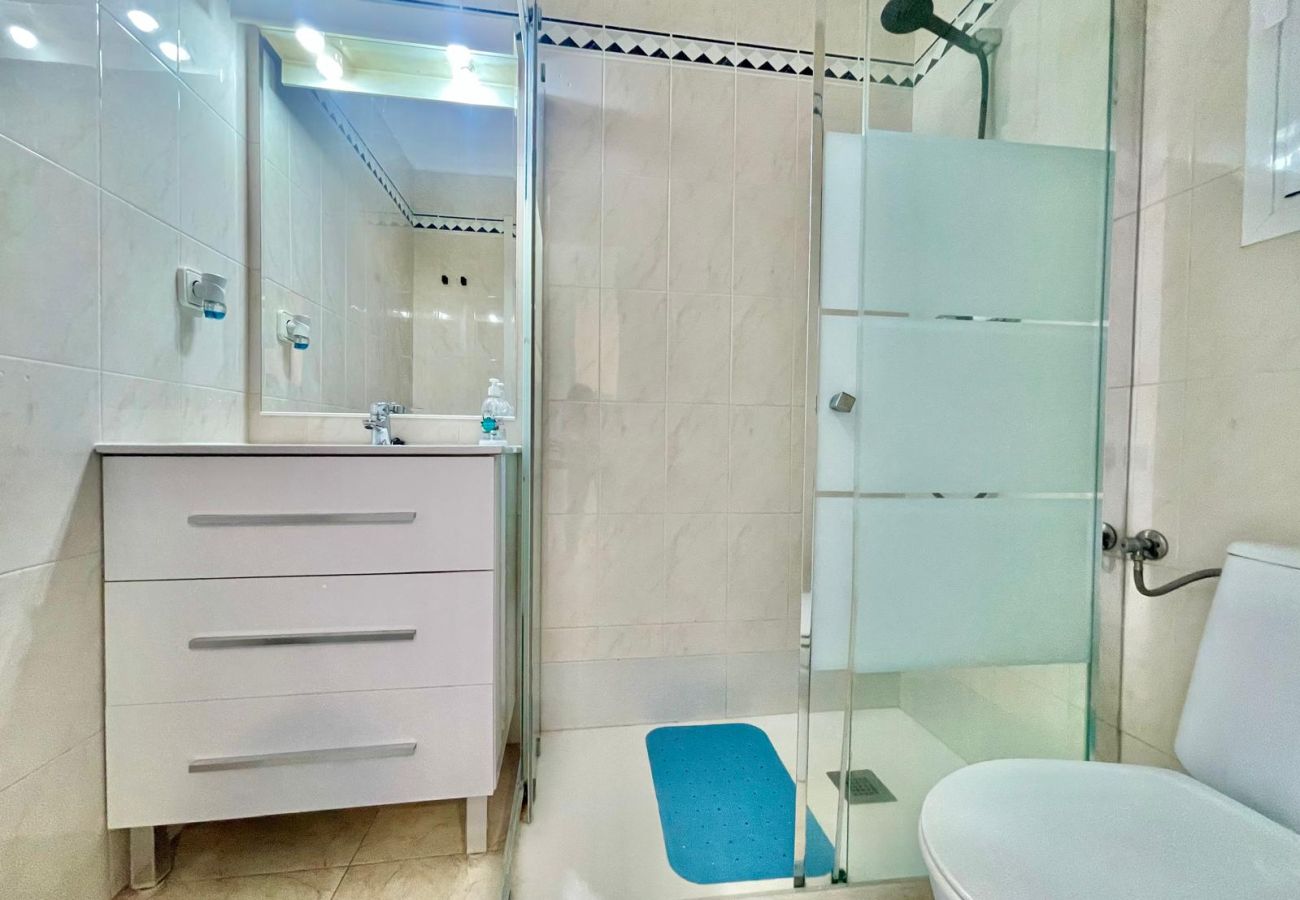 Studio in Benidorm - TORRE COBLANCA SEAFRONT STUDIO (A159)