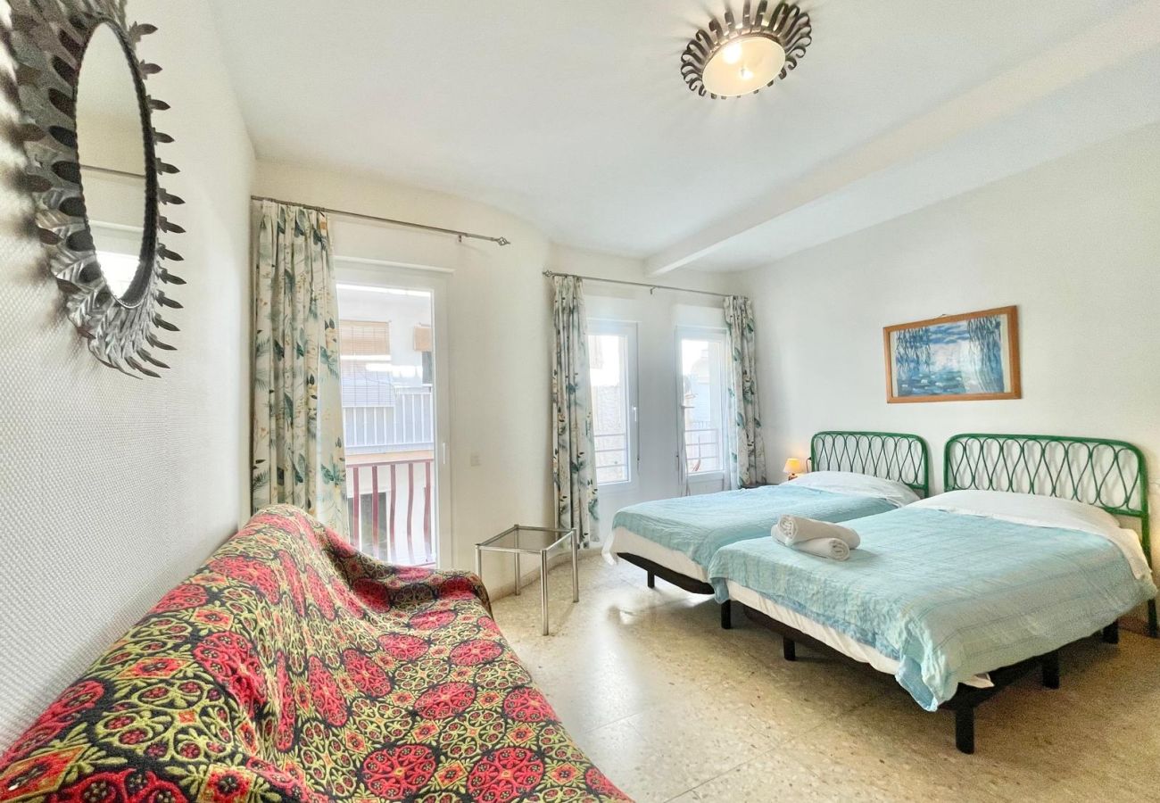 Apartment in Benidorm - N043 LUX SEAVIEWS LEVANTE