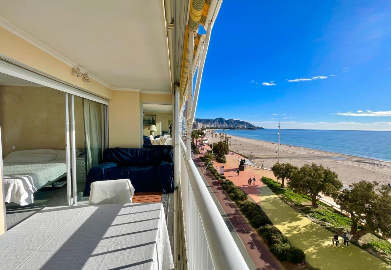 Apartment in Benidorm - MONTESOL PONIENTE SEAFRONT (A124)