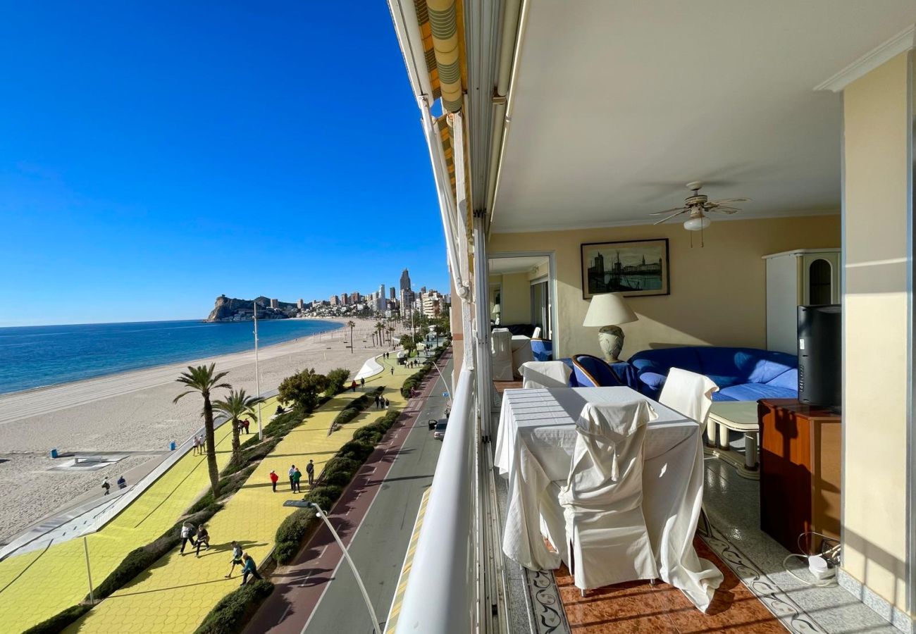 Apartment in Benidorm - MONTESOL PONIENTE SEAFRONT (A124)