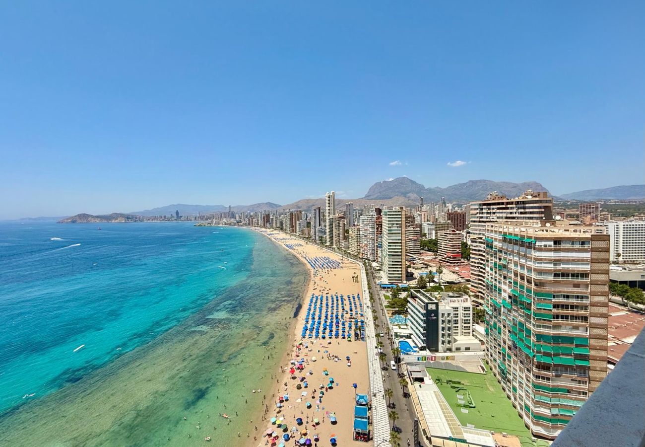 Apartment in Benidorm - LUXURY BENIDORM FRONTLINE APARTMENT LEVANTE (A075)