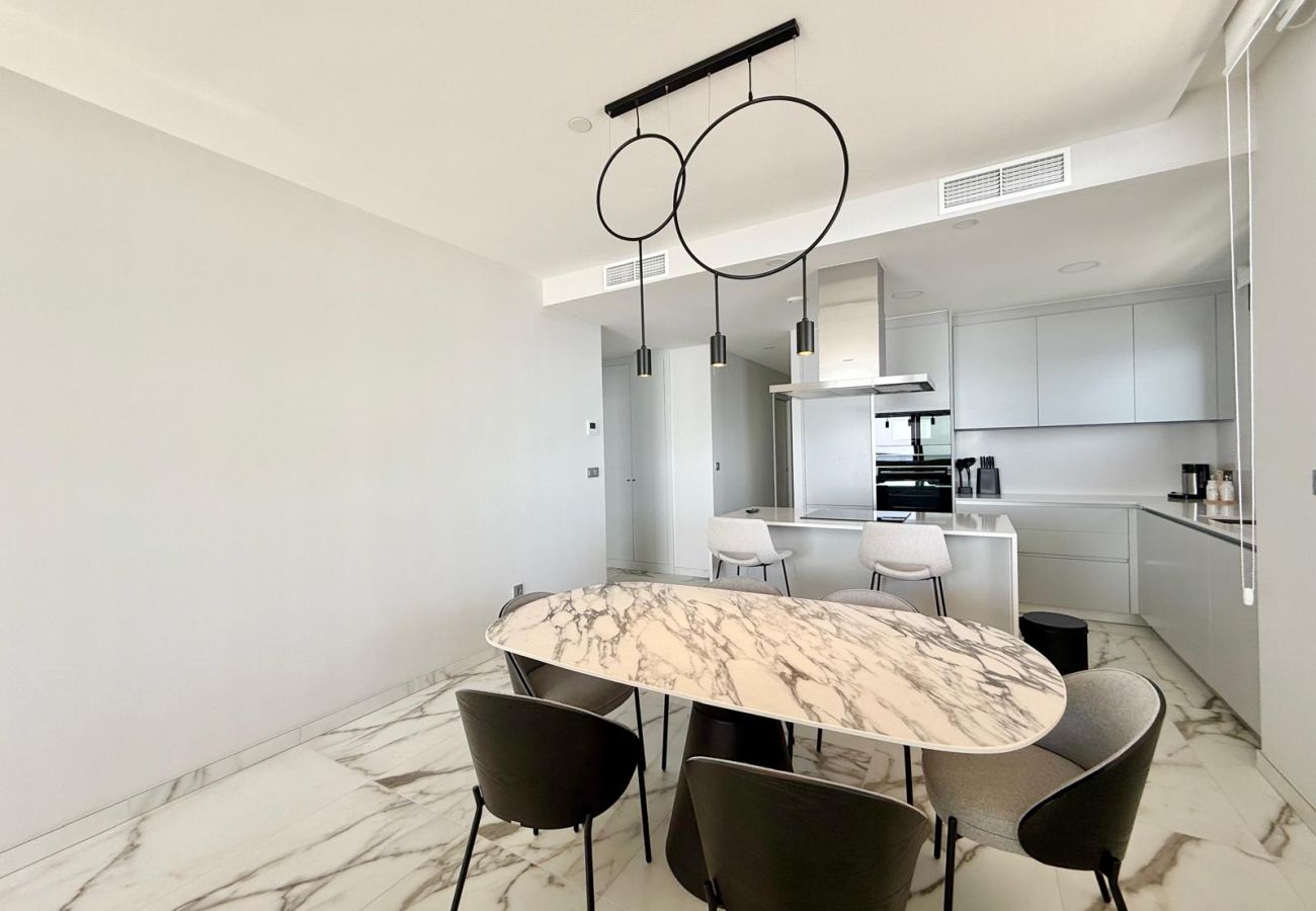 Apartment in Benidorm - SUNSET SAILORS STUNNING VIEWS (N001)