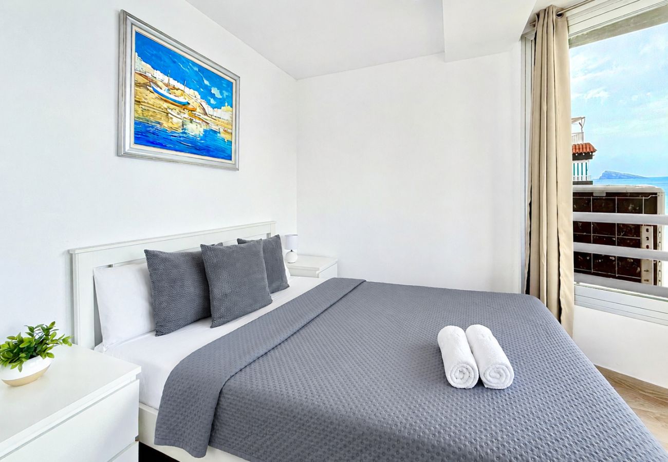 Apartment in Benidorm - LEVANTE AMAZING VIEWS APARTMENT DON MIGUEL (A007)