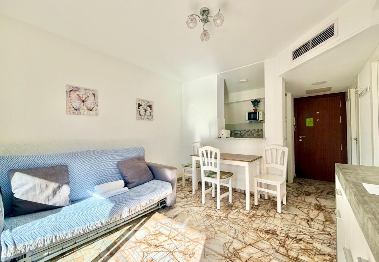Apartment in Benidorm - BENIDORM LEVANTE SUNNY TERRACE (N009)
