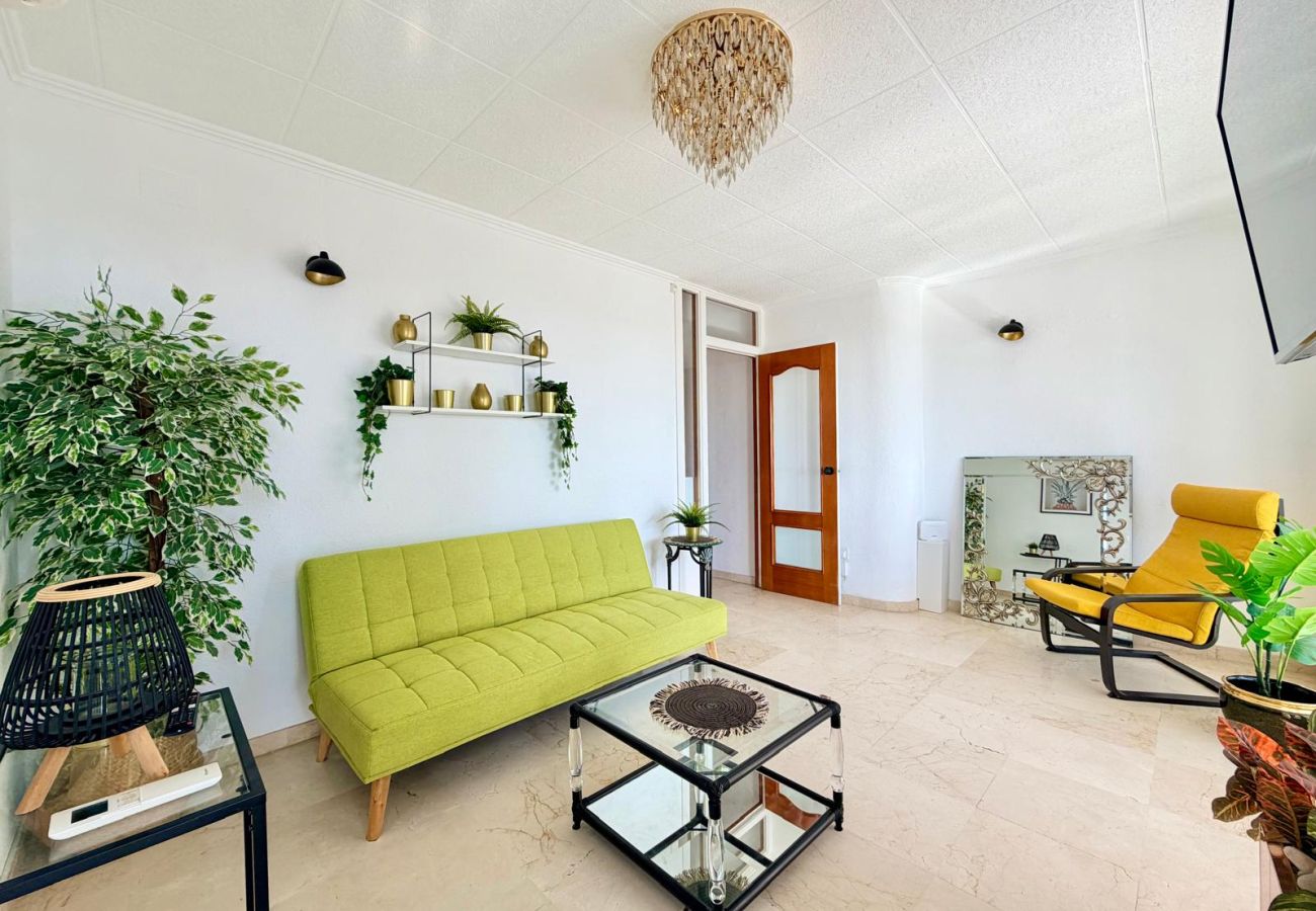 Apartment in Benidorm - PARQUE EUROPA LEVANTE R182