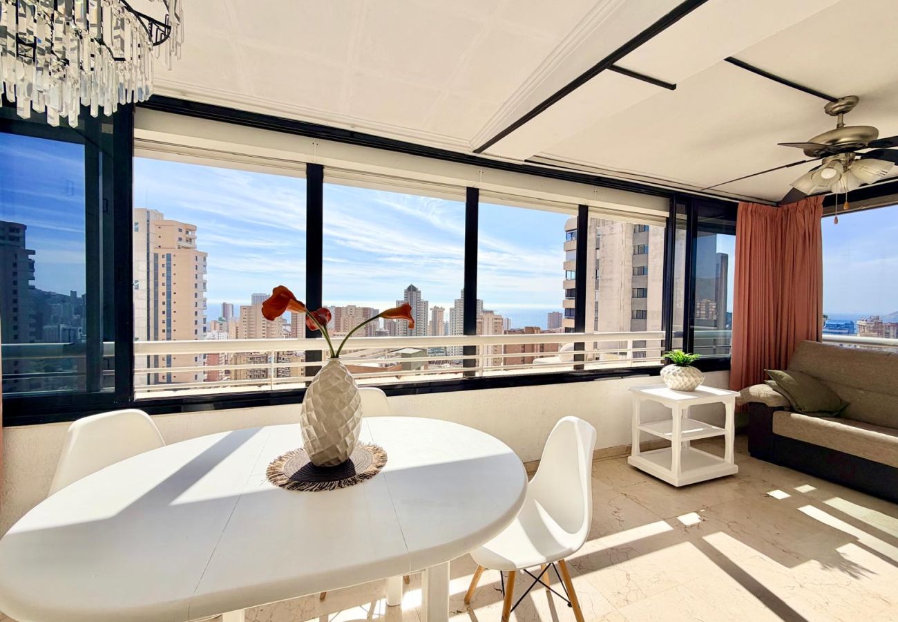 Apartment in Benidorm - PARQUE EUROPA LEVANTE R182