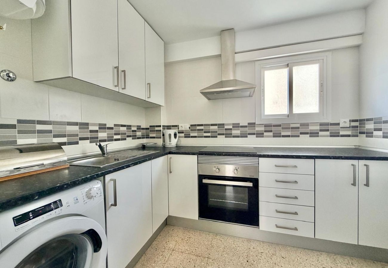 Apartment in Benidorm - CIUDAD ANTENA APARTMENT R185