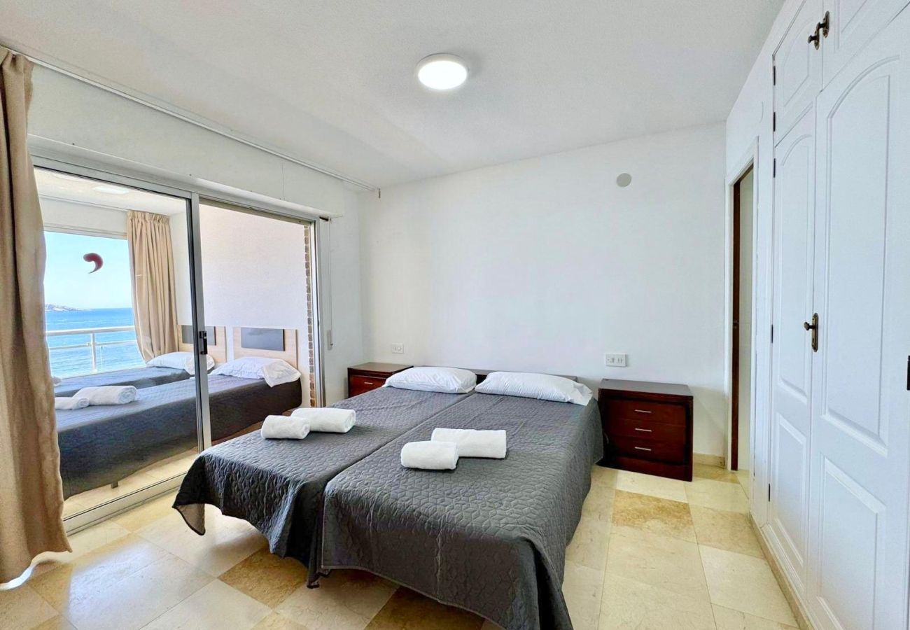 Apartment in Benidorm - CAROLINA 2 BEDROOM AMAZING VIEWS R186