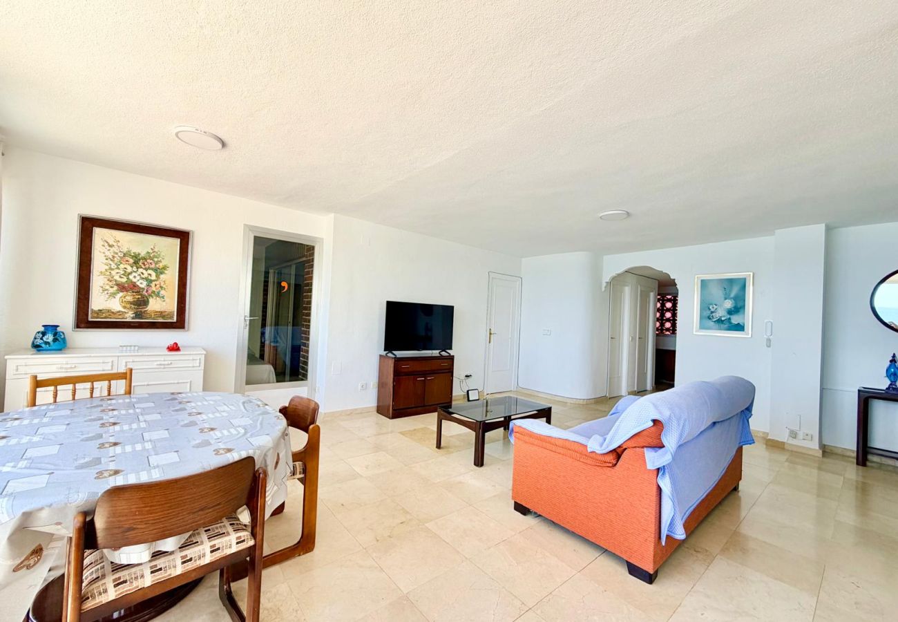 Apartment in Benidorm - CAROLINA 2 BEDROOM AMAZING VIEWS R186