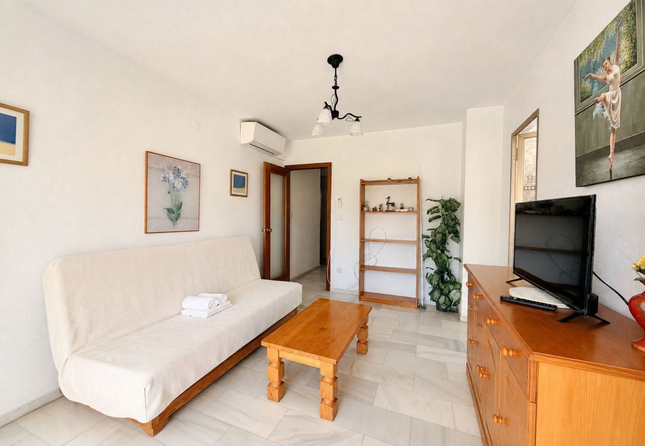 Apartment in Benidorm - LEVANTE BEACH CIGÜEÑA APARTMENT (R187)