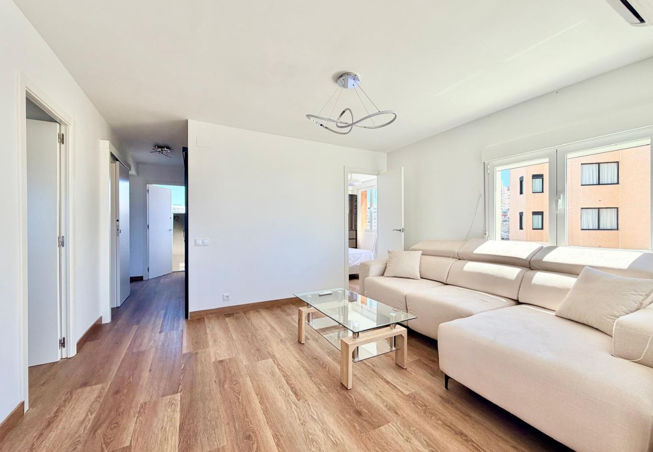 Apartment in Benidorm - SEAVIEWS MODERN APARTMENT LEVANTE BEACH (R193)