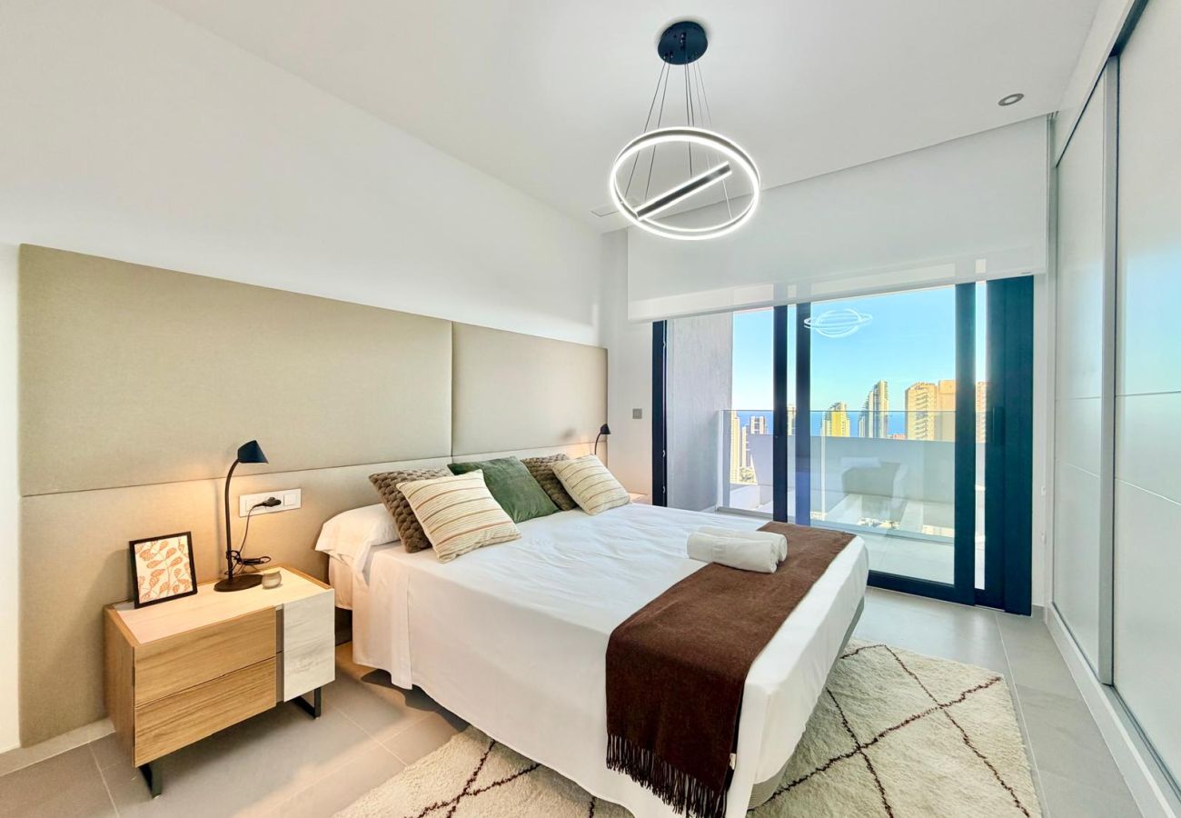 Apartment in Benidorm - EAGLE TOWER AMAZING VIEWS (R195)