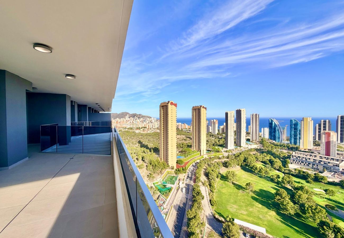 Apartment in Benidorm - EAGLE TOWER AMAZING VIEWS (R195)