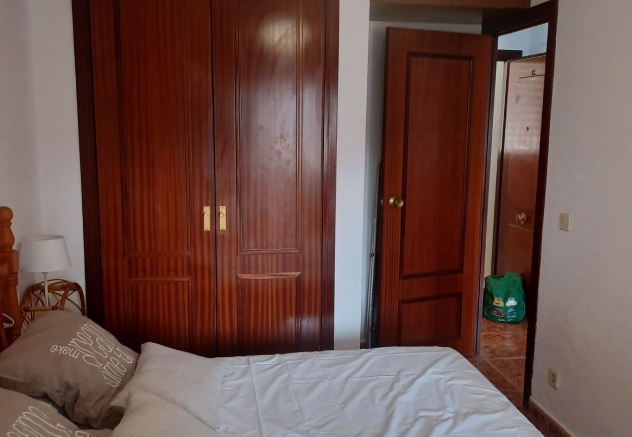 Apartment in Benidorm - GEMELOS 8 LEVANTE A005