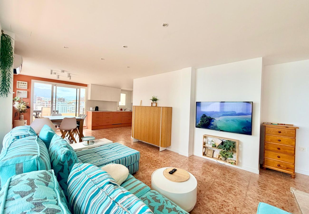Apartment in Benidorm - PENTHOUSE STUNNING VIEWS LEVANTE BEACH (A017)