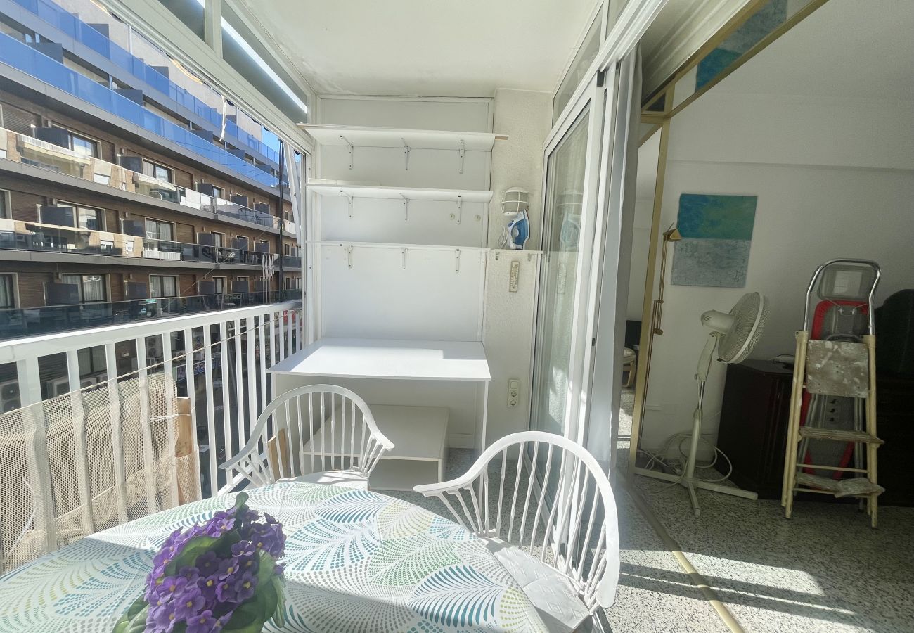 Appartement à Benidorm - GREAT APARTMENT IN OLD TOWN R058