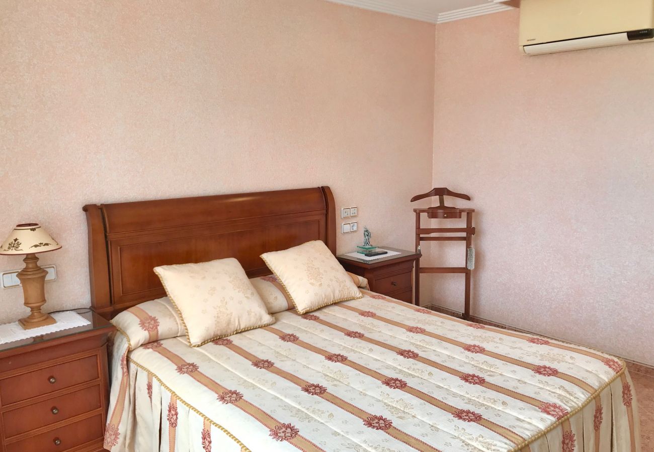 Appartement à Benidorm - EUROPA APARTMENT R068