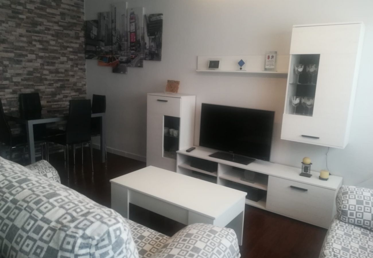 Appartement à Benidorm - CUMBRE LOIX APARTMENT R072